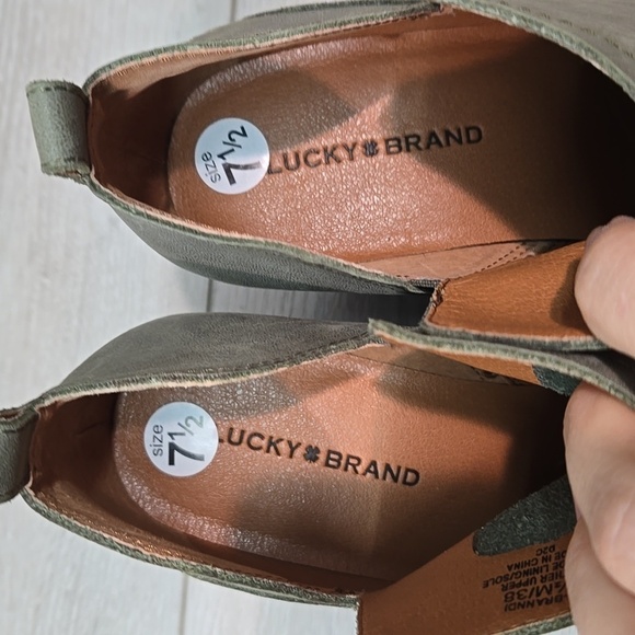 Lucky Brand Women Branndi Leather Heels Boots Shoes Sz 7.5M - Picture 6 of 14